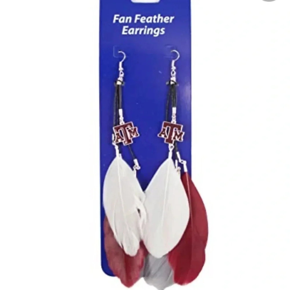 Fan Dom Texas A&M Aggies NCAA Long Fan Feather Earrings NWT